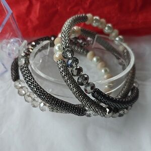 Wrap around scratch one size adjustable beaded mesh metal bracelet